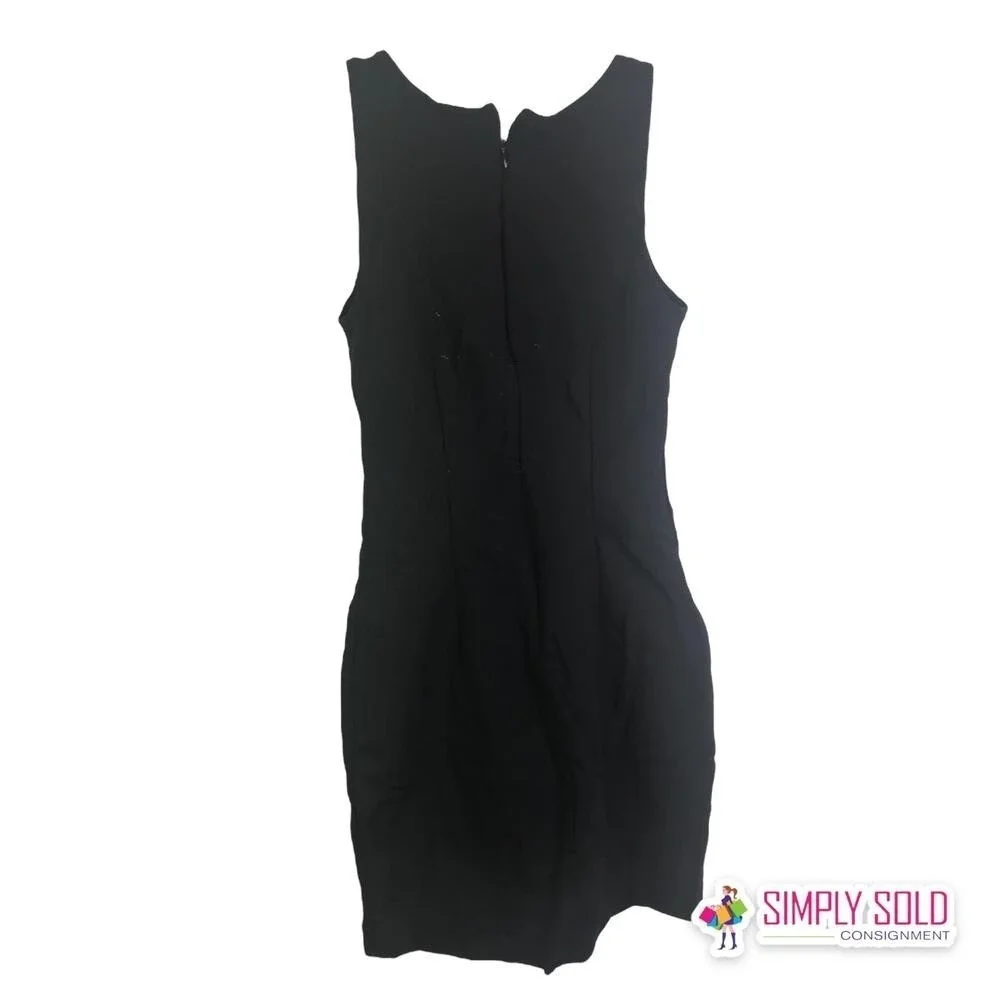 Three Dots sleek sophisticated